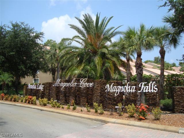 2395 Bayou Ln. #4, Naples, FL 34112