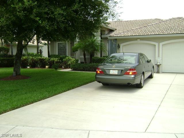 677 Grand Rapids Blvd., Naples, FL 34120