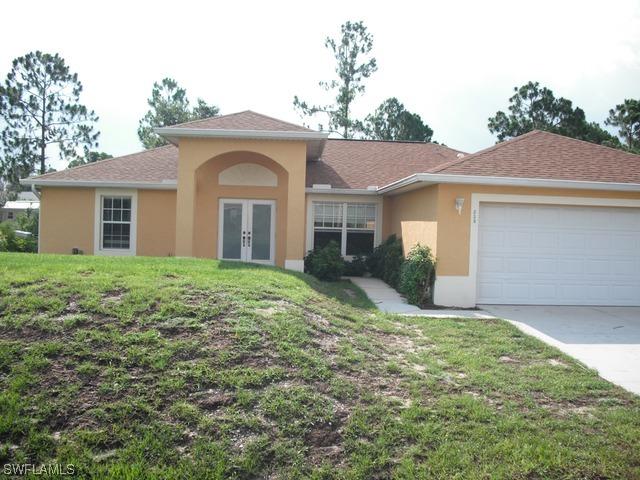 338 Bradley Ave., Lehigh Acres, FL 33974