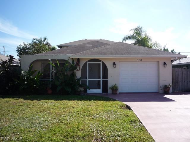 528 99th Ave., Naples, FL