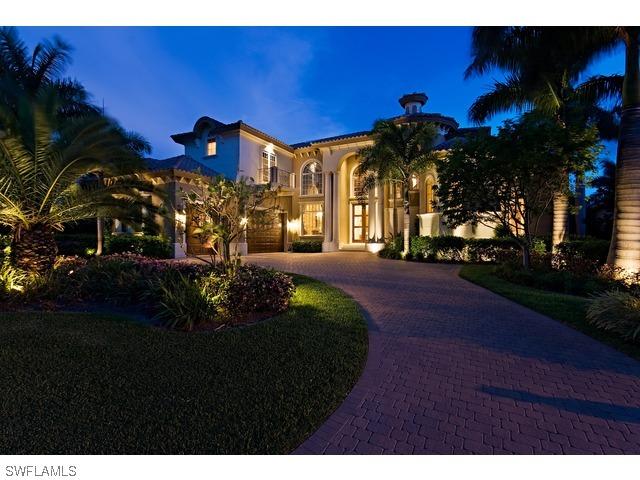 282 Mermaids Bight, Naples, FL 34103