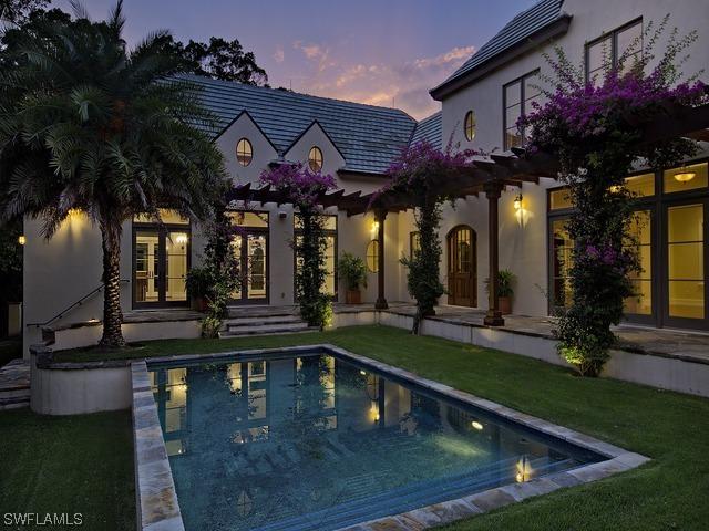 2550 Lantern Ln., Naples, FL 34102