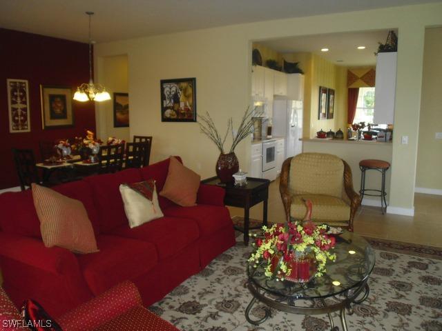 5165 Taylor Dr., Naples, FL 34142