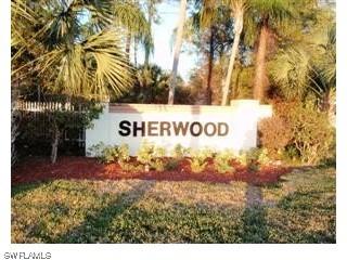 193 Robin Hood Cir. #103, Naples, FL