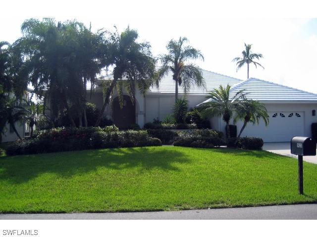 1923 Snook Dr., Naples, FL 34102