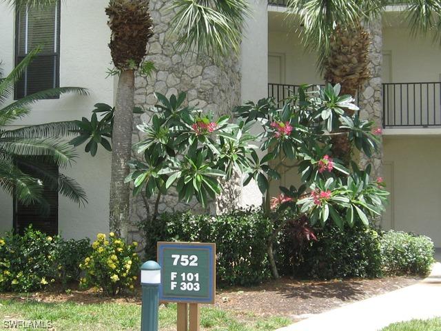752 Eagle Creek Dr. #302, Naples, FL