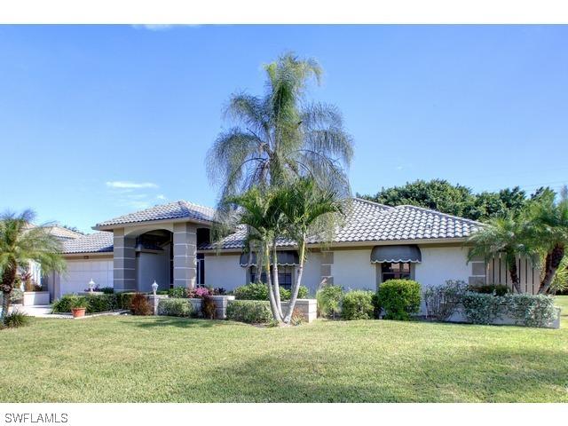 1203 Kings Way, Naples, FL 34104