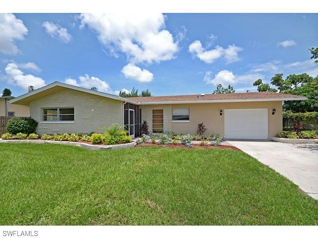 4401 20th Ave., Naples, FL 34116