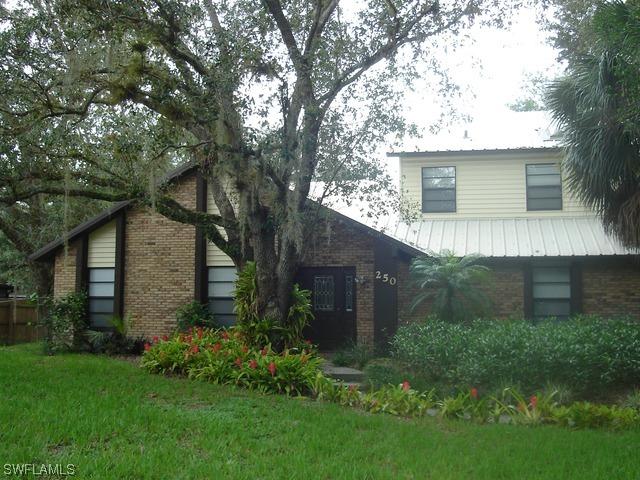 250 Davis St., Labelle, FL