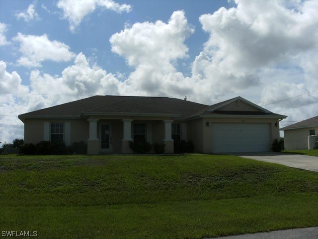 1113 2nd Pl., Cape Coral, FL 33909