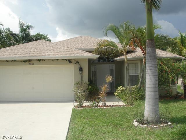 5010 Catalina Ct., Naples, FL 34112