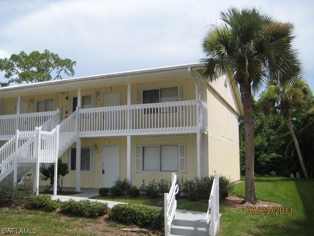 4625 Bayshore Dr., Naples, FL 34112