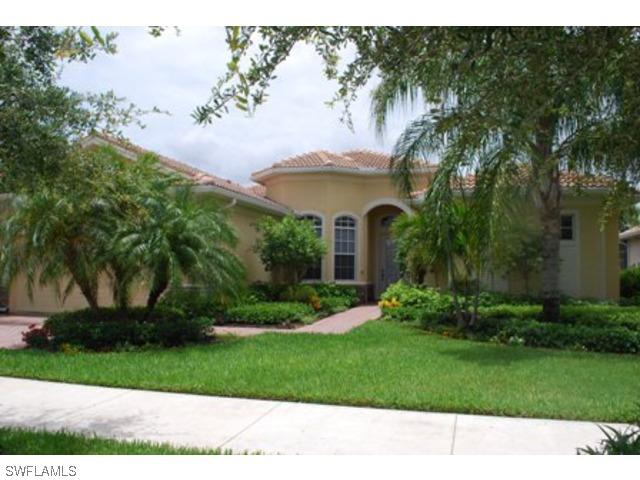8840 Mustang Island Cir., Naples, FL 34113