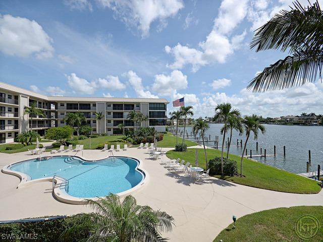 3200 Gulf Shore Blvd. #217, Naples, FL