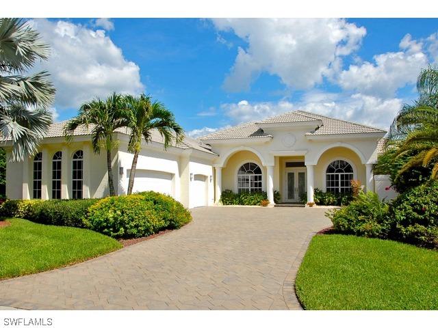 912 Glen Lake Cir., Naples, FL 34119