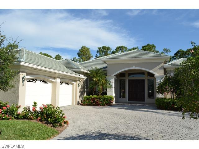 2046 Swainsons Run, Naples, FL 34105