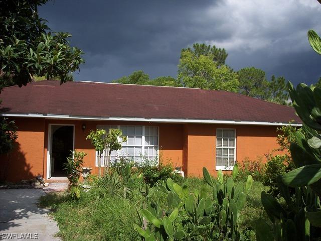 1692 19th St., Naples, FL