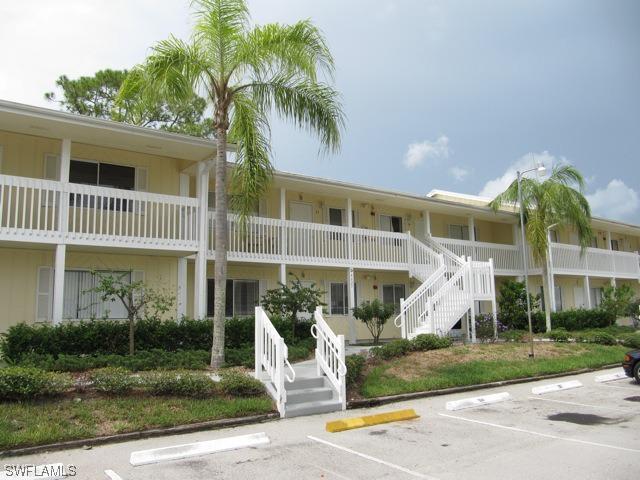 4625 Bayshore Dr. #6, Naples, FL 34112