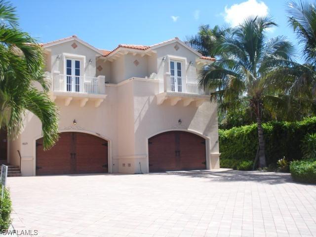 1611 Curlew Ave., Naples, FL 34102