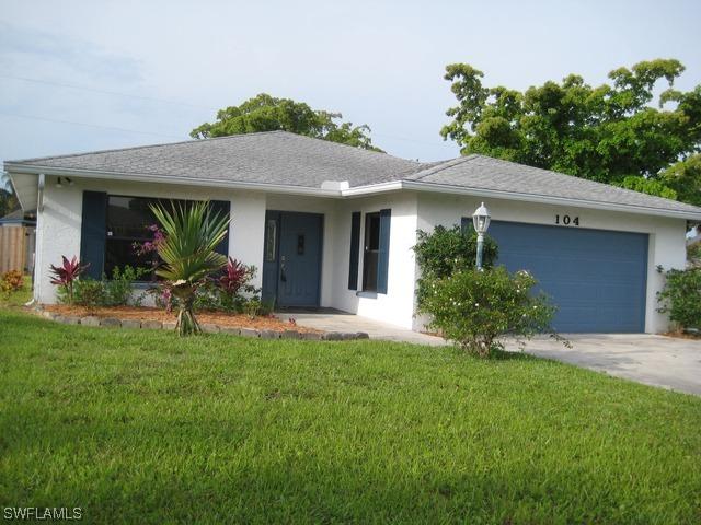 104 Johnnycake Dr., Naples, FL 34110