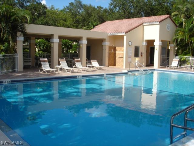 586 Beachwalk Cir. #204, Naples, FL