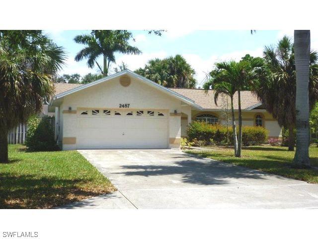 2487 River Reach Dr., Naples, FL 34104