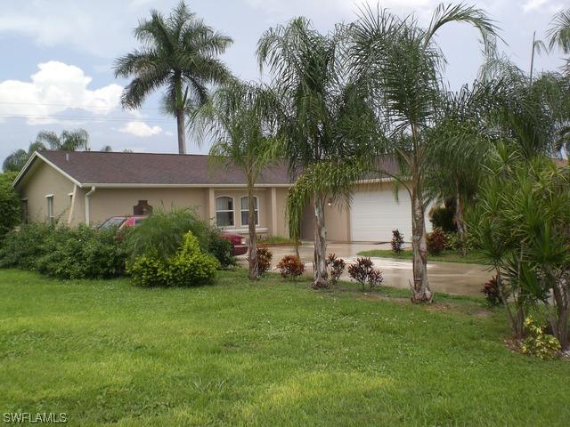 4416 Beechwood Lake Dr., Naples, FL 34112