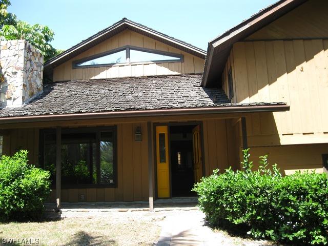 545 13th Ave., Naples, FL