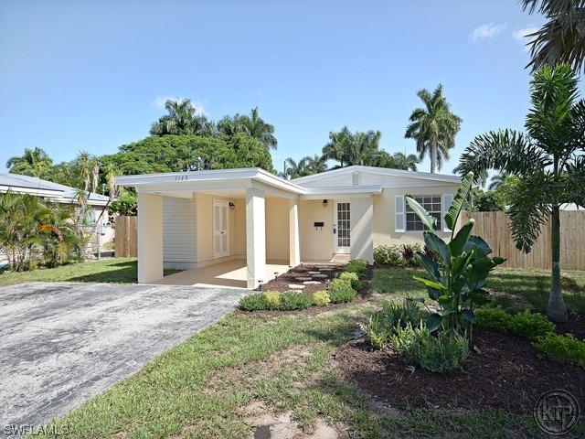 1149 6th Ln., Naples, FL