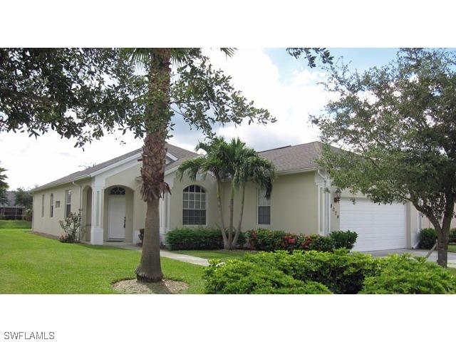 8074 Tauren Ct., Naples, FL 34119