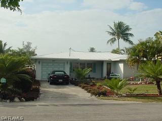 2718 Gulfview Dr., Naples, FL