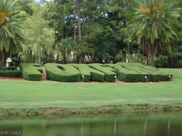 181 Fox Glen Dr., Naples, FL 34104