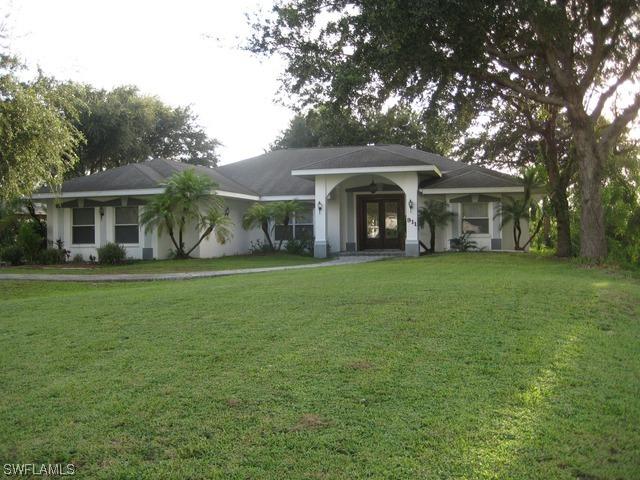 911 13th St., Naples, FL