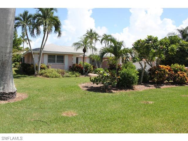 675 Wedge Dr., Naples, FL 34103