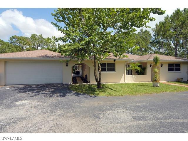 5775 Painted Leaf Ln., Naples, FL 34116