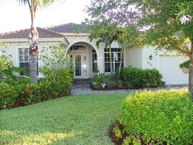8259 Potomac Ln., Naples, FL 34104