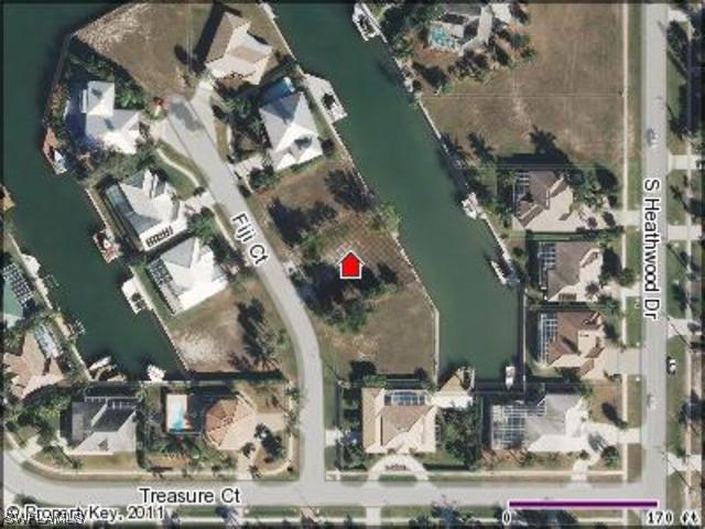 275 Fiji Ct., Marco Island, FL