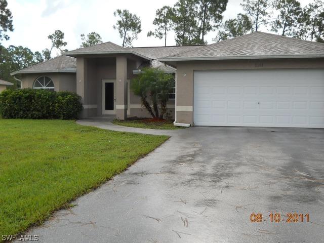 2330 Robin Dr., Naples, FL 34117