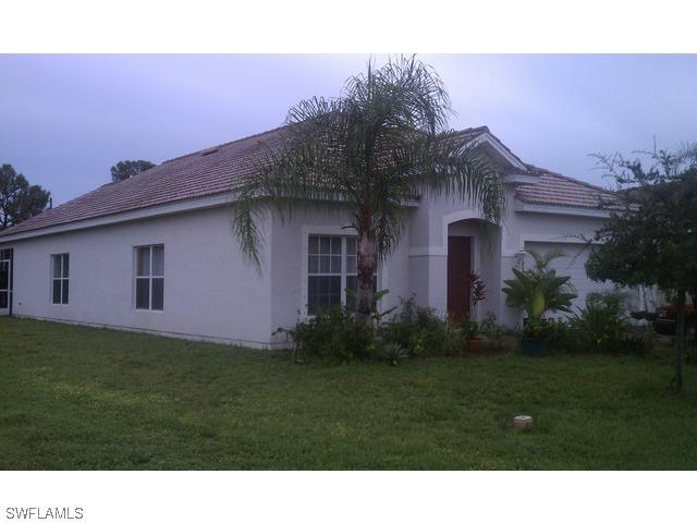 2893 Inlet Cove Ln., Naples, FL 34120