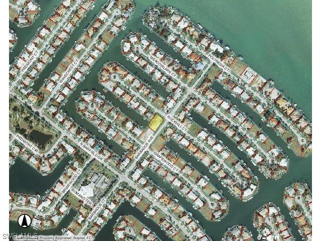 310 Rockhill Ct., Marco Island, FL 34145