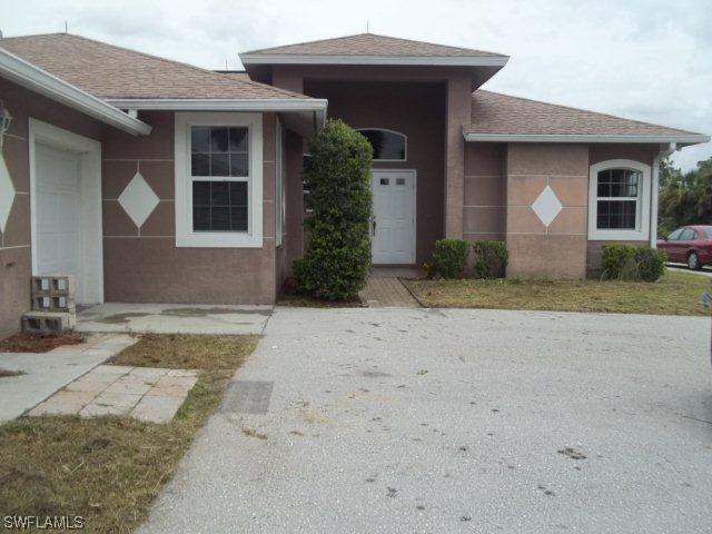 2565 18th Ave., Naples, FL 34117