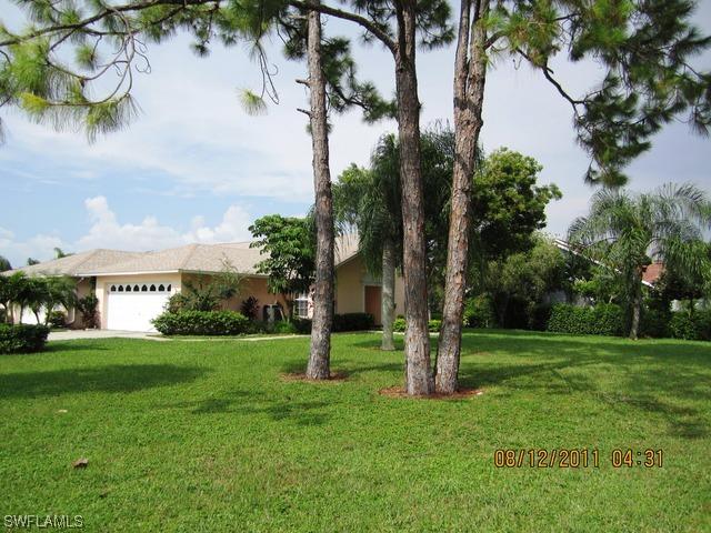 115 Bermuda Dunes Ct., Naples, FL