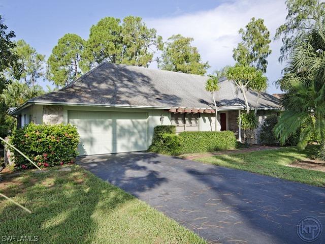 1725 Knights Way, Naples, FL 34112