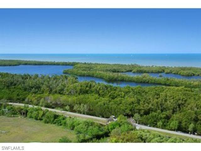 7117 Pelican Bay Blvd. #902, Naples, FL 34108