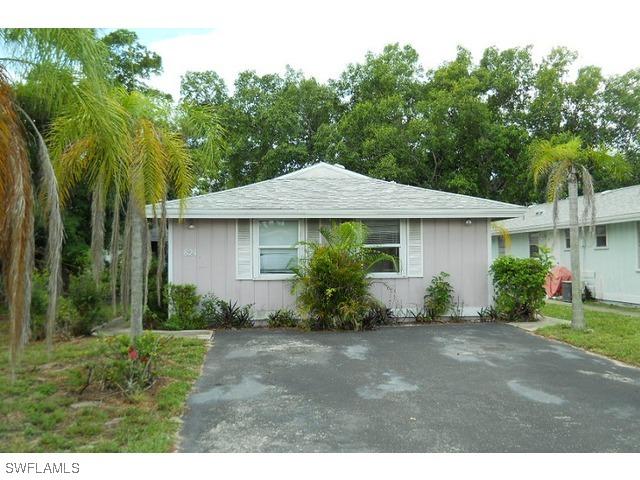 824 96th Ave., Naples, FL 34108