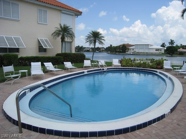 3070 Gulf Shore Blvd. #206, Naples, FL 34103