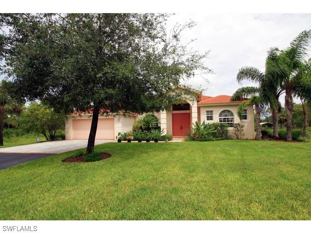 810 8th St., Naples, FL 34117
