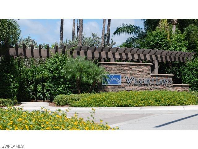 3765 Fieldstone Blvd. #104, Naples, FL