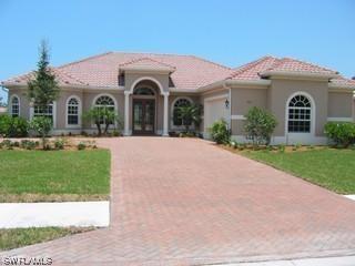 389 Cypress Way W Way, Naples, FL 34110