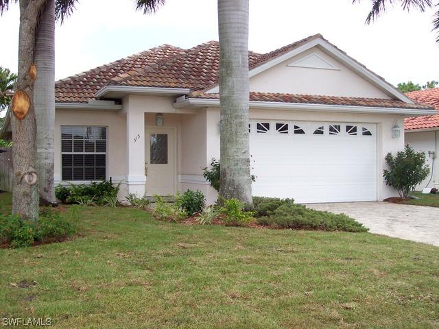 515 107th Ave., Naples, FL 34108